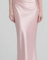 Diagonal hip drape detail
