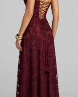 Fitted waist detail