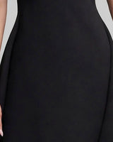 Fitted waist detail