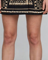 Pearl beading detail
