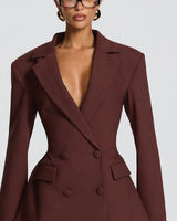 Notched lapel and deep V neckline detail
