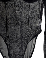 Floral lace body detail