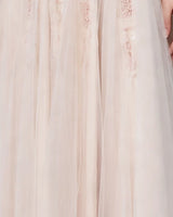 Tulle skirt detail
