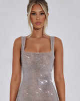 Square neckline and wide strap detail