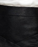 High waistband detail