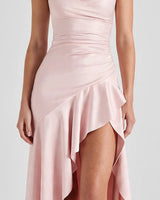 Ruched waist detail