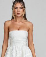 Strapless neckline and jacquard bodice detail