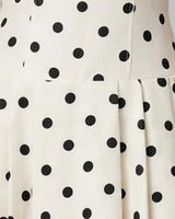 Seamed waist detail